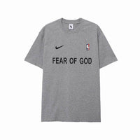 Fear Of God x Nike Camiseta Warm Up Cinza