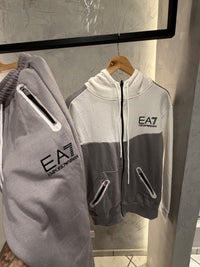 Conjunto EA7