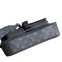 Bag Louis Vuitton Taigarama Messenger Shoulder Black