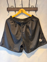 Bermuda Moncler