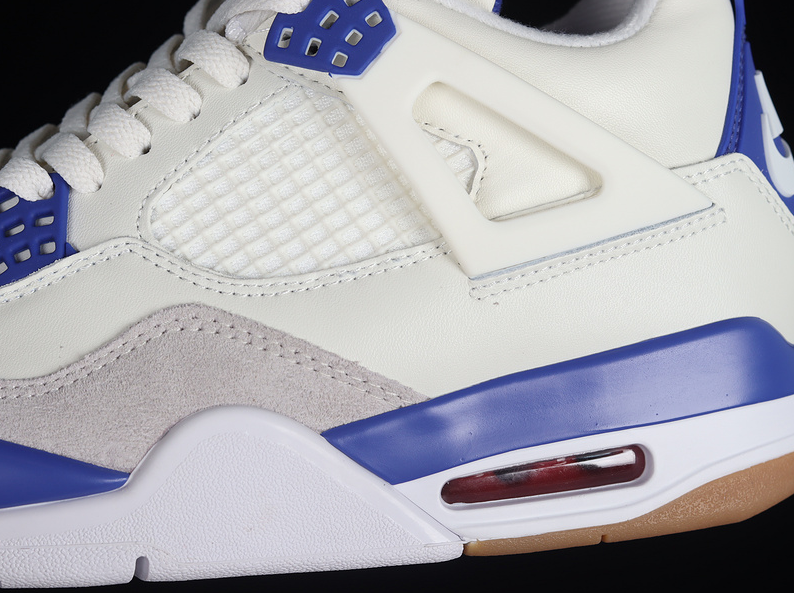 NIKE AIR JORDAN 4 - BRANCO / ROXO / CINZA