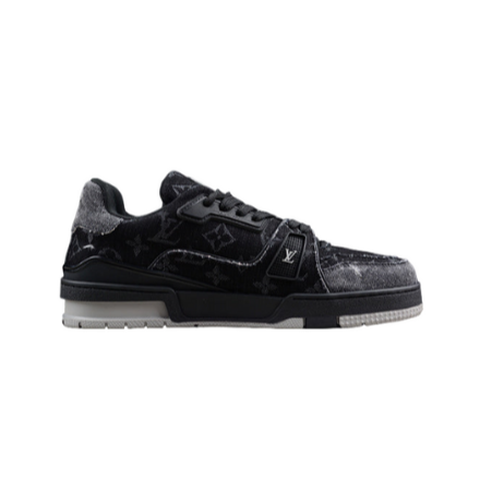 Louis Vuitton Trainer "All Black"