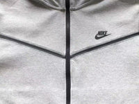 Conjuntos Nike Tech Fleece Cinza