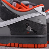Nike SB Dunk Low Staple NYC Pigeon